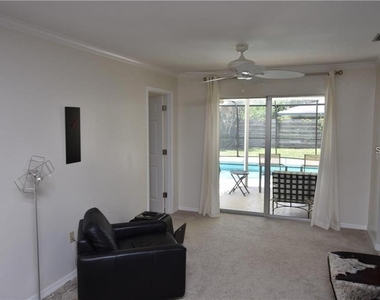 3926 Calliandra Drive - Photo Thumbnail 8