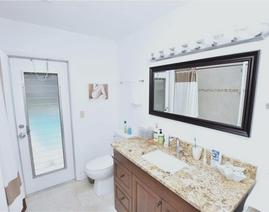 3926 Calliandra Drive - Photo Thumbnail 11