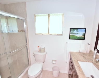 3926 Calliandra Drive - Photo Thumbnail 7