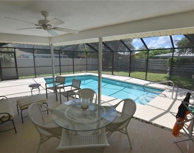 3926 Calliandra Drive - Photo Thumbnail 19