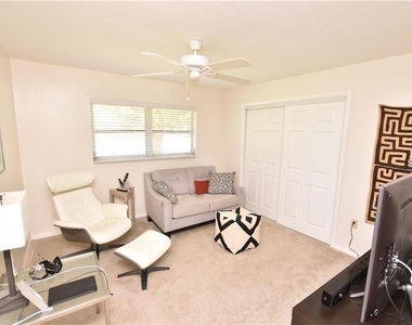 3926 Calliandra Drive - Photo Thumbnail 15