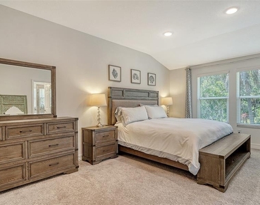 3092 Via Sienna Circle - Photo Thumbnail 19