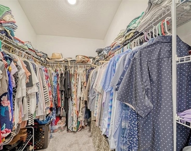 3092 Via Sienna Circle - Photo Thumbnail 24