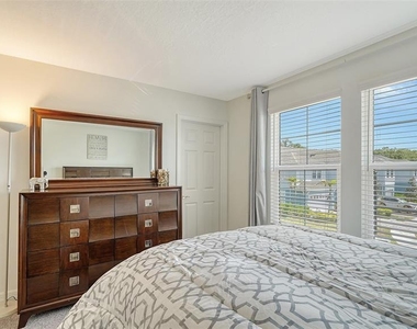 3092 Via Sienna Circle - Photo Thumbnail 26