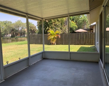 2193 Cork Oak Street E - Photo Thumbnail 31