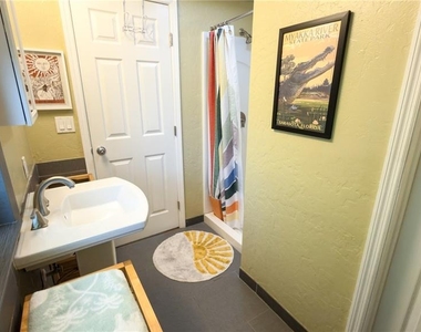 2215 Alvarado Lane - Photo Thumbnail 15