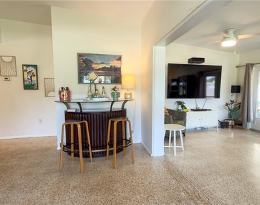 2215 Alvarado Lane - Photo Thumbnail 4