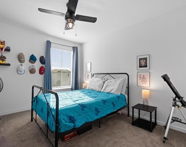 11875 Armada Way - Photo Thumbnail 24