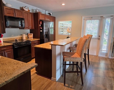 3157 Goldenrod Street - Photo Thumbnail 2