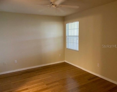 3015 Chianti Court - Photo Thumbnail 2
