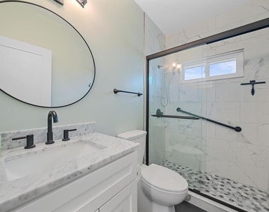 5865 Tidewood Avenue - Photo Thumbnail 20