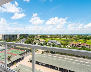 1000 Longboat Club Road - Photo Thumbnail 11
