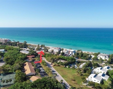 540 Neptune Avenue - Photo Thumbnail 2