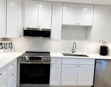 540 Neptune Avenue - Photo Thumbnail 14