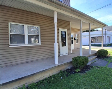 723 Exeter Avenue - Photo Thumbnail 2