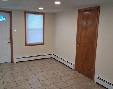 723 Exeter Avenue - Photo Thumbnail 7