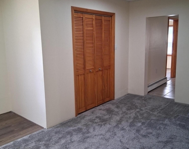 723 Exeter Avenue - Photo Thumbnail 13