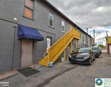 1210 W Turner Street - Photo Thumbnail 23
