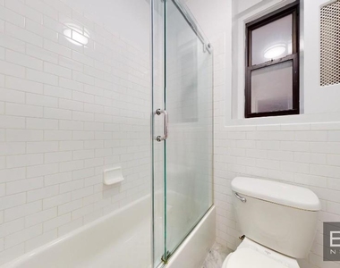 140 East 46th Street  - Photo Thumbnail 3