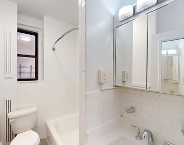 140 East 46th Street  - Photo Thumbnail 3