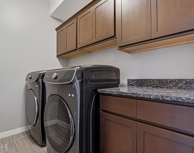 14293 Meadow Lake Avenue - Photo Thumbnail 42
