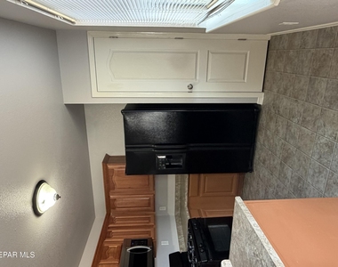 11728 Mesquite Bush Drive - Photo Thumbnail 21