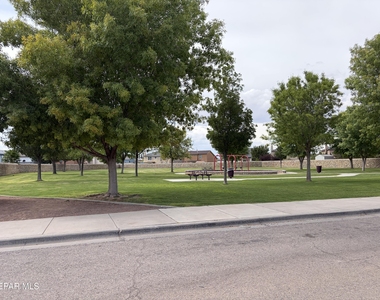 11728 Mesquite Bush Drive - Photo Thumbnail 4