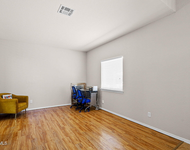 2057 Shreya Street - Photo Thumbnail 8
