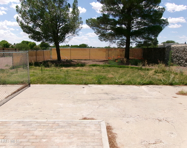 5647 Cory Drive - Photo Thumbnail 11