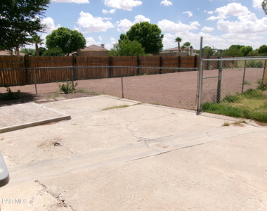 5649 Cory Drive - Photo Thumbnail 12