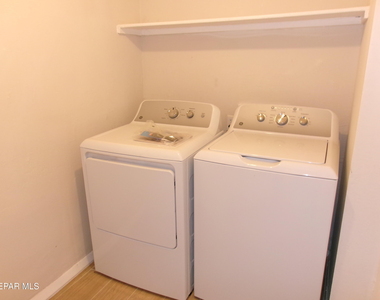 5649 Cory Drive - Photo Thumbnail 10
