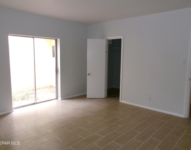 5647 Cory Drive - Photo Thumbnail 12