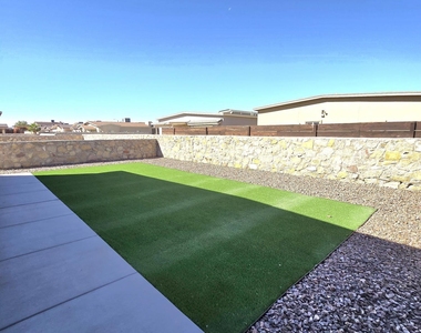 3857 Loma Cortez Drive - Photo Thumbnail 22