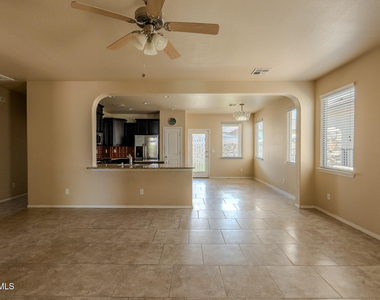 12485 Knightsbridge Drive - Photo Thumbnail 22