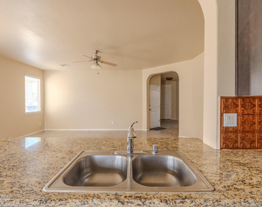 12485 Knightsbridge Drive - Photo Thumbnail 13