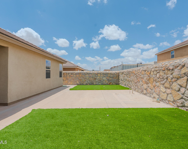 12485 Knightsbridge Drive - Photo Thumbnail 42