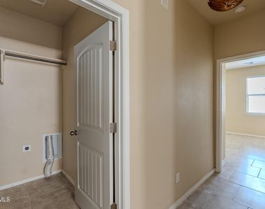 12485 Knightsbridge Drive - Photo Thumbnail 29