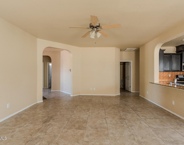 12485 Knightsbridge Drive - Photo Thumbnail 23