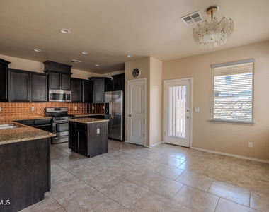 12485 Knightsbridge Drive - Photo Thumbnail 12