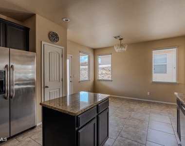 12485 Knightsbridge Drive - Photo Thumbnail 26