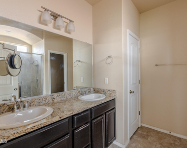 12485 Knightsbridge Drive - Photo Thumbnail 32