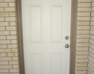 305 Corvena Way - Photo Thumbnail 18
