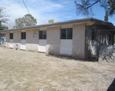 305 Corvena Way - Photo Thumbnail 29