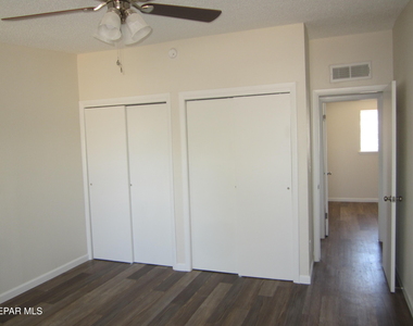 305 Corvena Way - Photo Thumbnail 48