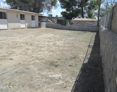 305 Corvena Way - Photo Thumbnail 25