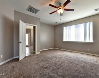 6560 Westfield Drive - Photo Thumbnail 21