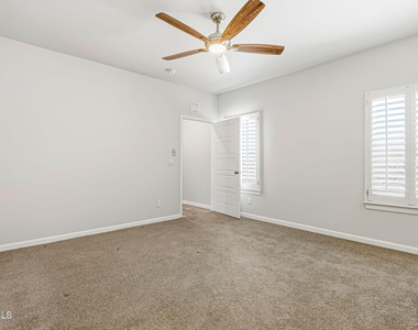 14801 Mike A Mendoza Avenue - Photo Thumbnail 18
