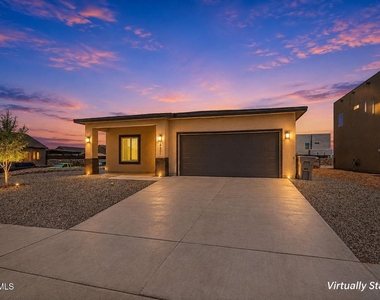 14801 Mike A Mendoza Avenue - Photo Thumbnail 3