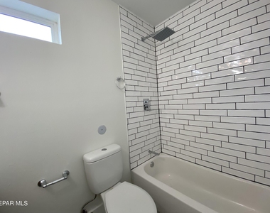 3604 Keltner Avenue - Photo Thumbnail 16