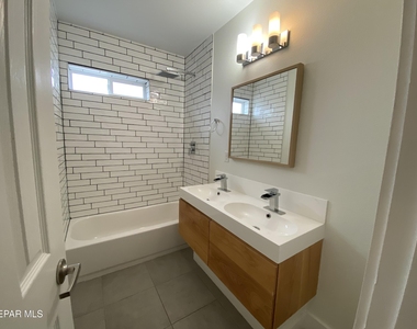 3604 Keltner Avenue - Photo Thumbnail 10